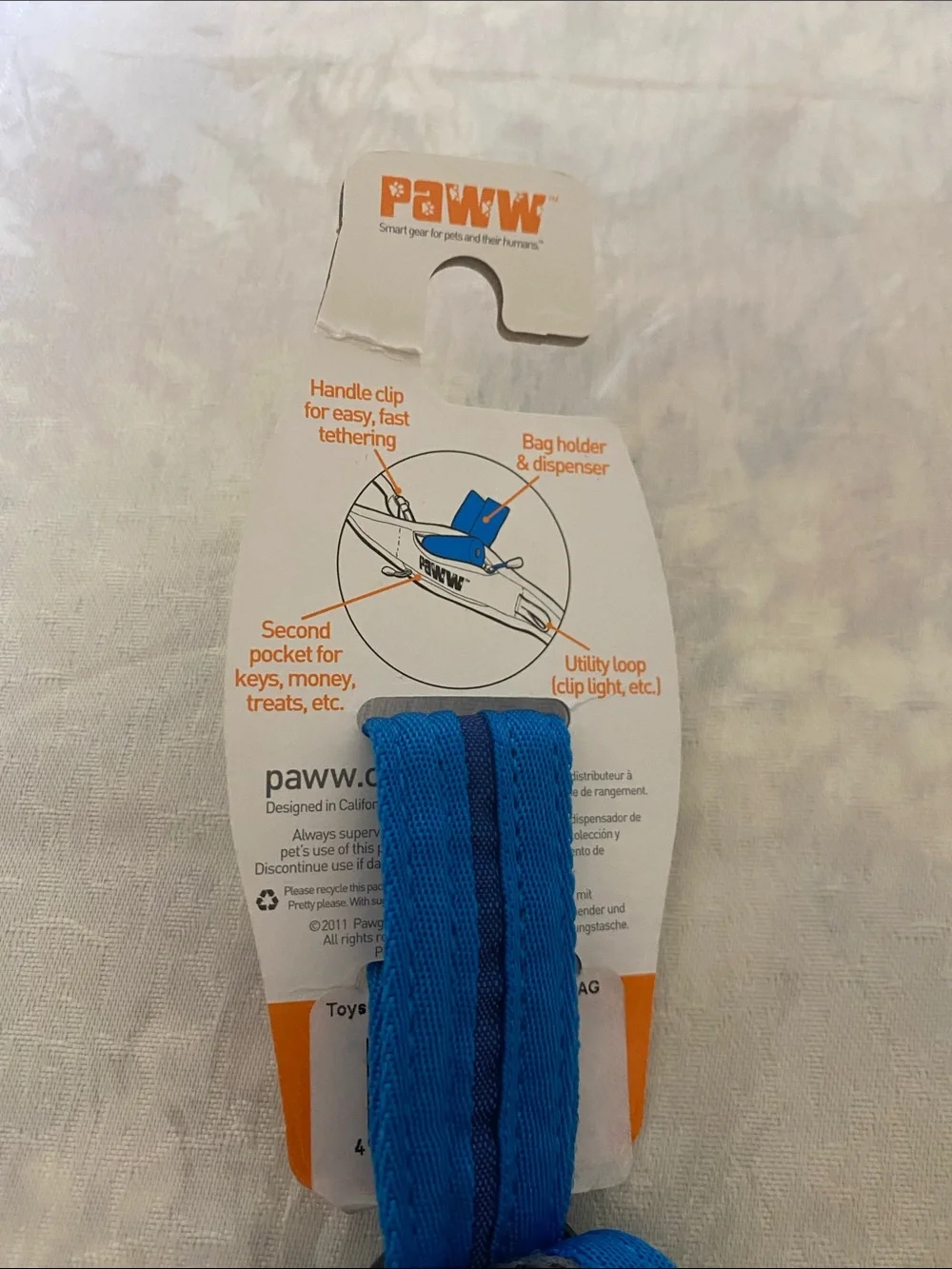 Doggy Rope Toy with Ball - Blue & White , Pick Pocket Leash New Open to Offers!